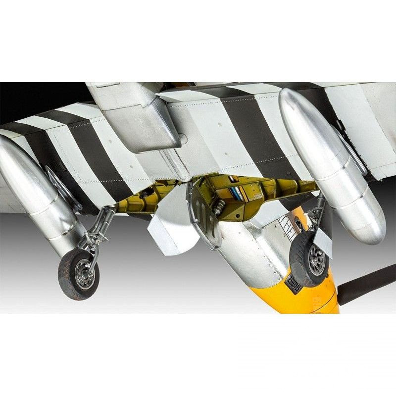 Revell 03944 03944-modelbouwset vliegtuig 1:32-P-51D Mustang in schaal 1:32, niveau 5, originele replica met veel details